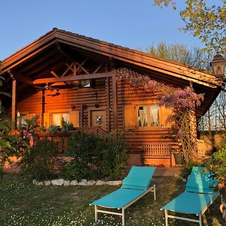 Chalet B&B Laghetti Martina Crevalcore Екстер'єр фото