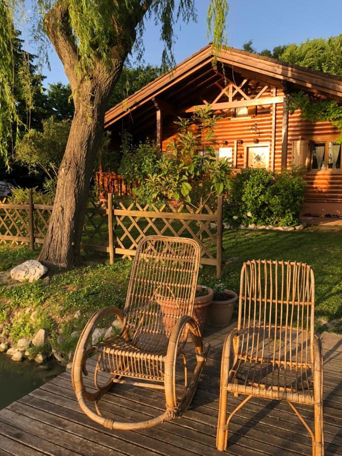 Chalet B&B Laghetti Martina Crevalcore Екстер'єр фото