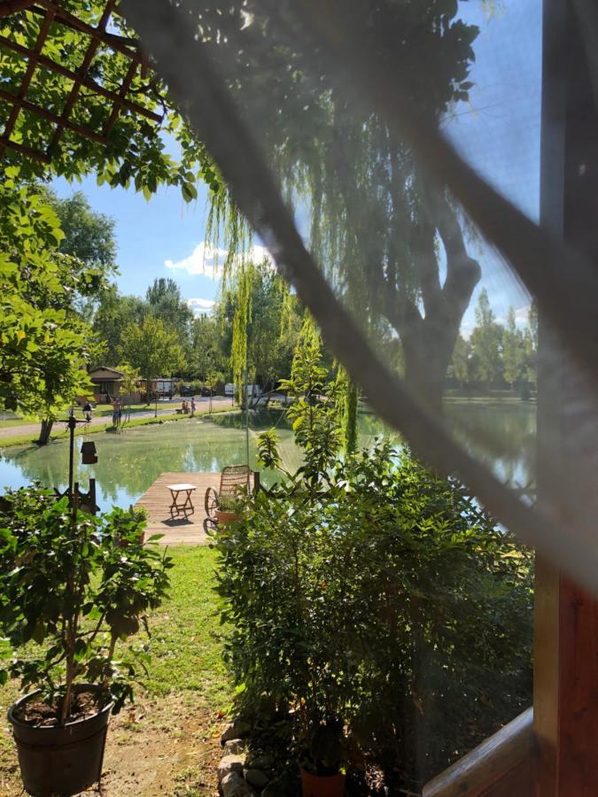 Chalet B&B Laghetti Martina Crevalcore Екстер'єр фото