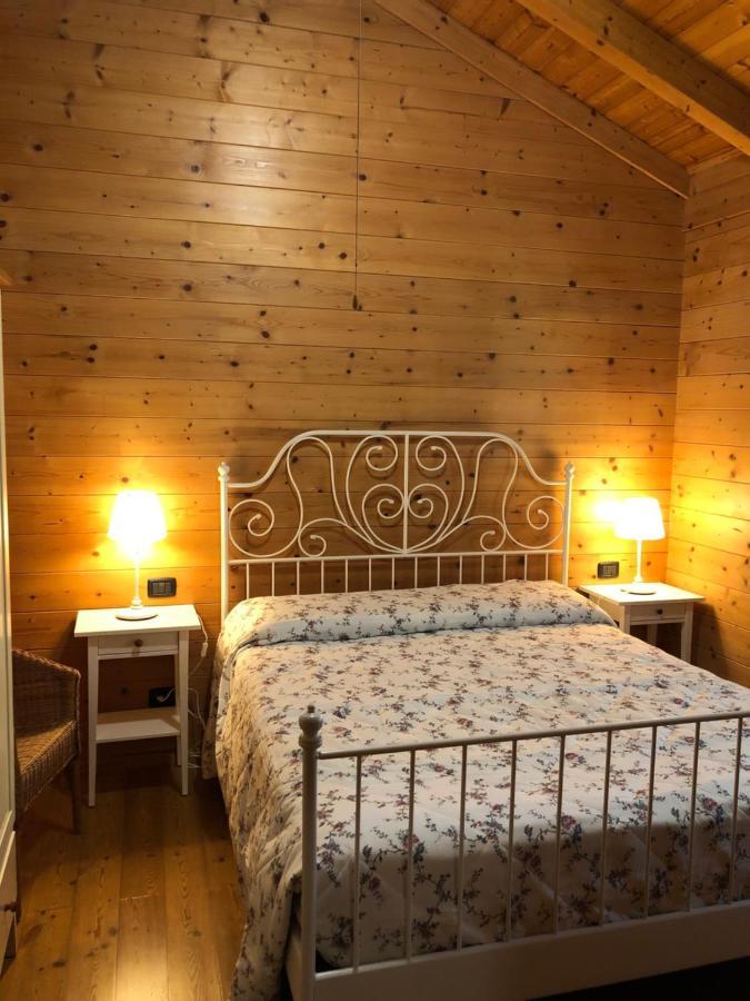 Chalet B&B Laghetti Martina Crevalcore Екстер'єр фото