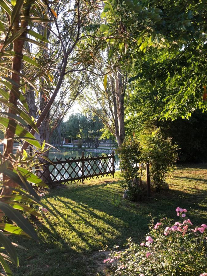 Chalet B&B Laghetti Martina Crevalcore Екстер'єр фото