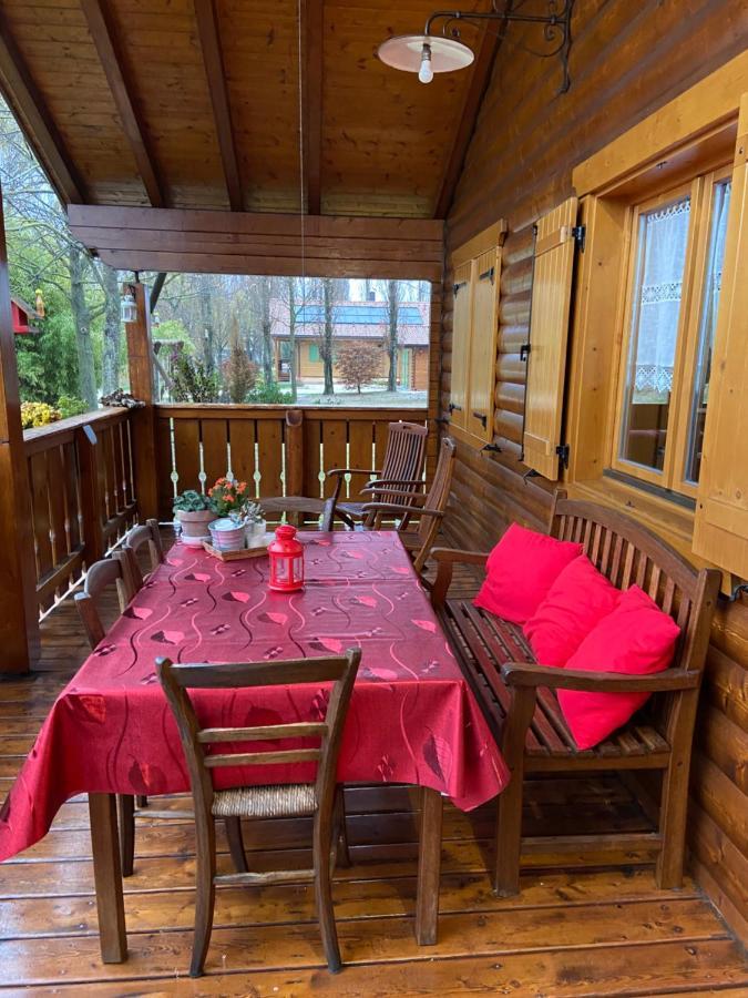 Chalet B&B Laghetti Martina Crevalcore Екстер'єр фото